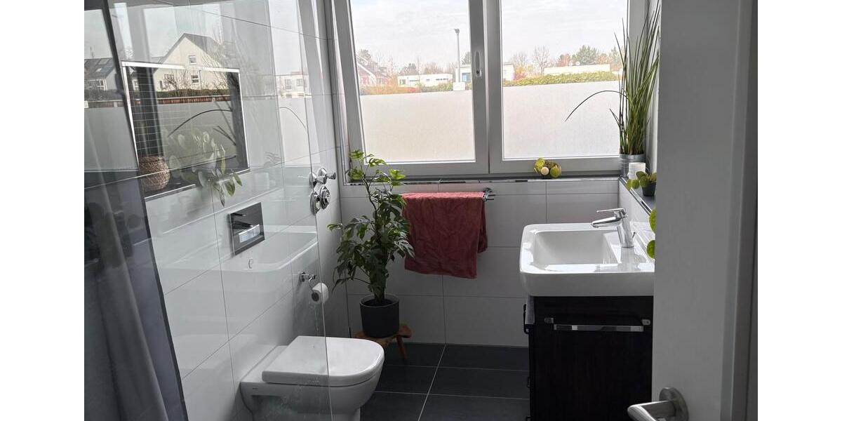 Erdgeschoßwohnung Brühl - 2.5 Zimmer, 74 m&sup2;, 1.500&euro; | Angebot:26003677