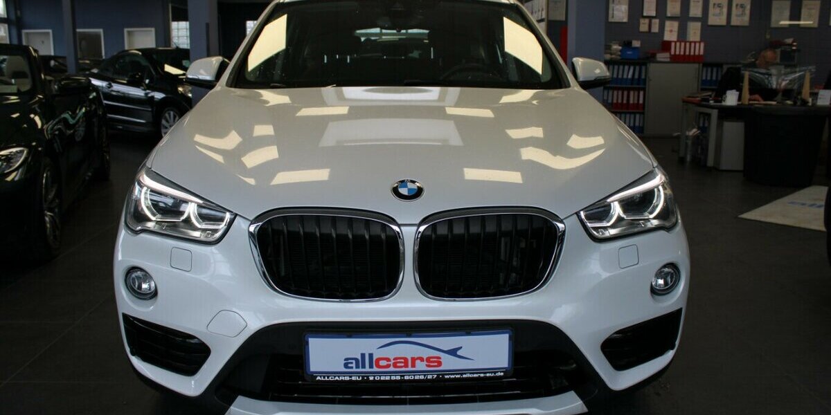 BMW X1 sDrive20i Aut. Sport Line 16.245 km 22.980 &euro; Euskirchen 53881