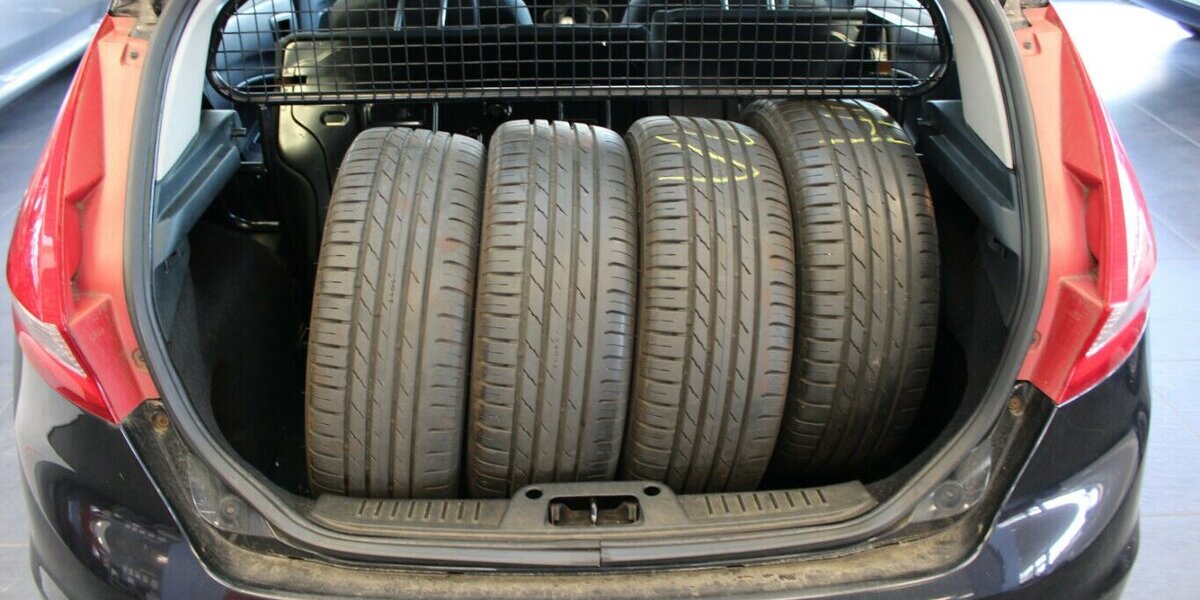 Ford Fiesta 1.25 Ghia - 5-Türig - 1.Hand - 83.440 km 5.980 &euro; Euskirchen 53881