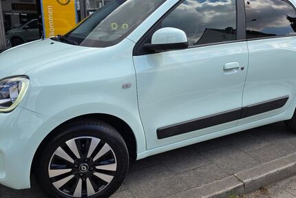 Renault Twingo 38.422 km 10.950 &euro; Brühl 50321