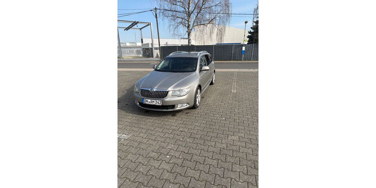 Skoda Superb 241.000 km 7.600 &euro; Kreuzau 52372