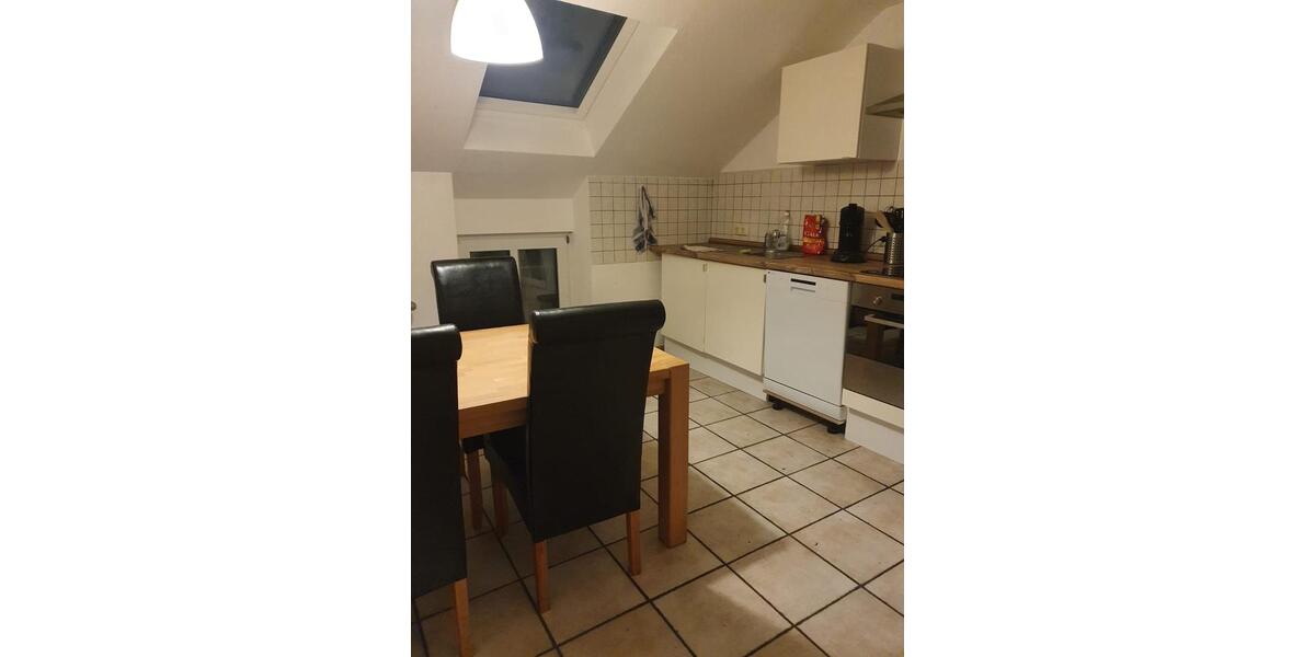 Dachgeschoßwohnung Stolberg (Rhld.) Gressenich - 3 Zimmer, 78 m&sup2;, 585&euro; | Angebot:25926362