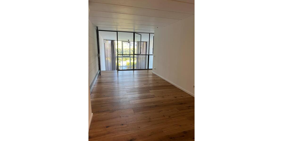 Erdgeschoßwohnung Hürth - 2.5 Zimmer, 150 m&sup2;, 2.320&euro; | Angebot:26552517