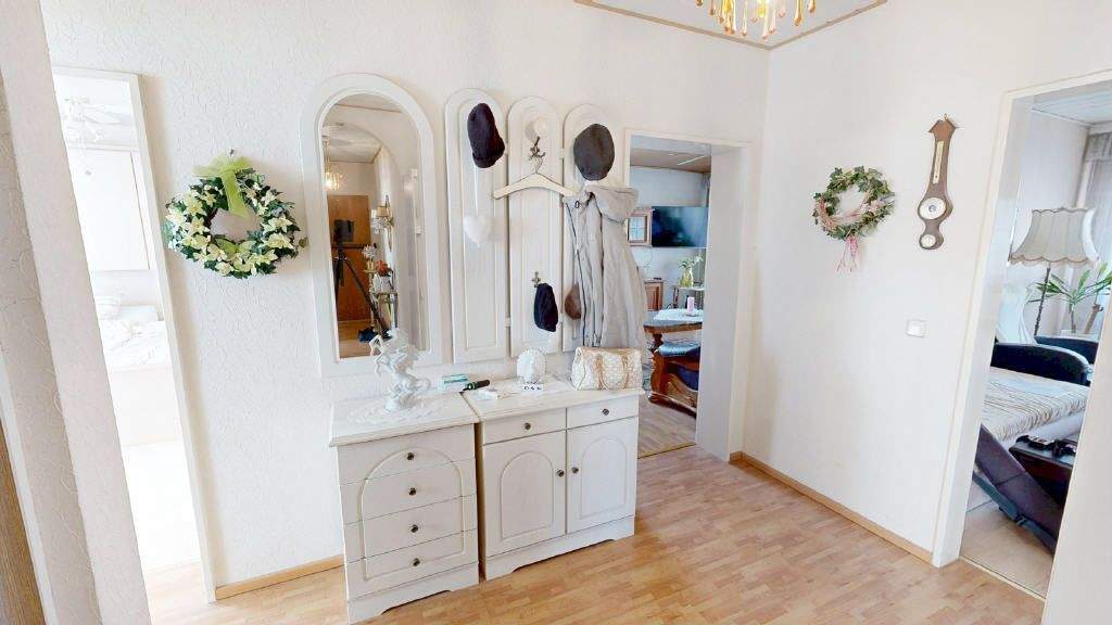 Etagenwohnung Erftstadt Lechenich - 3 Zimmer, 73 m&sup2;, 175.000&euro; | Angebot:25703233