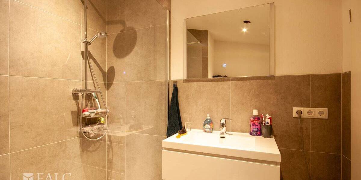 Etagenwohnung Bedburg Kirchherten - 2 Zimmer, 64 m&sup2;, 125.000&euro; | Angebot:25703136