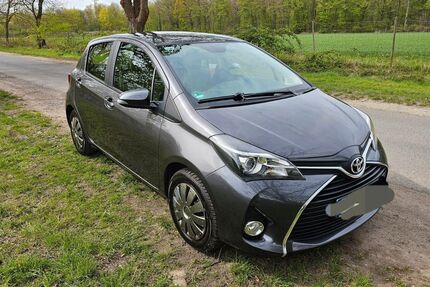 Toyota Yaris 49.000 km 9.490 &euro; Frechen 50226