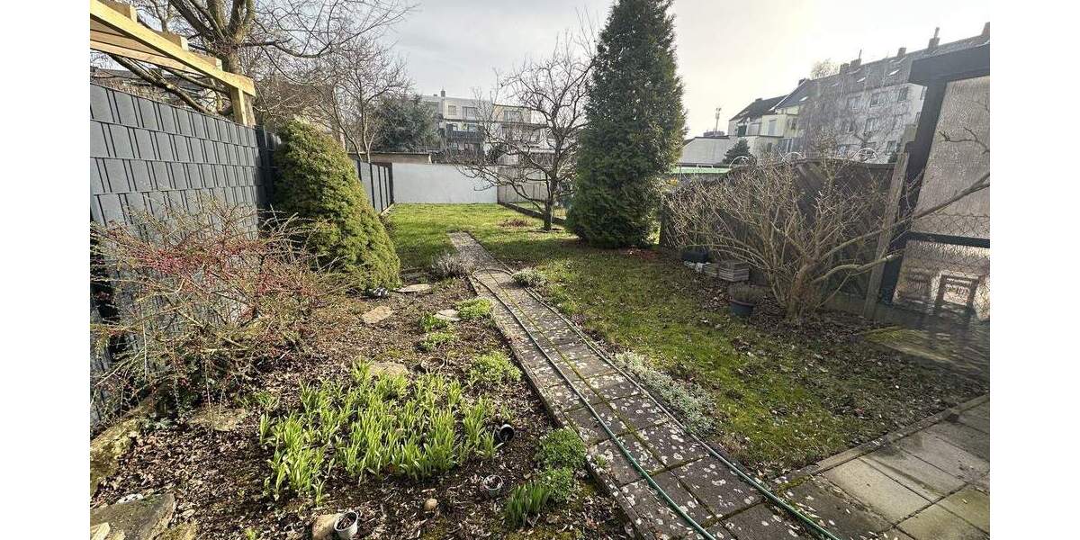 Einfamilienhaus Düren Distelrath - 6 Zimmer, 135 m&sup2;, 199.000&euro; | Angebot:25738290