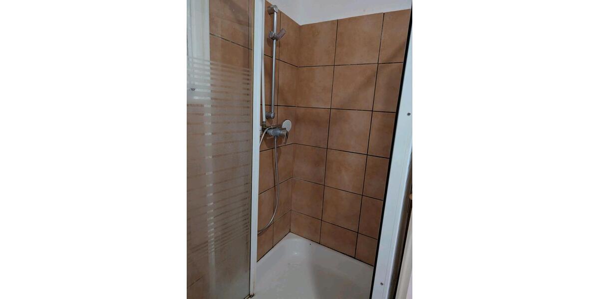 Etagenwohnung Bergheim - 2 Zimmer, 80 m&sup2;, 930&euro; | Angebot:25975016