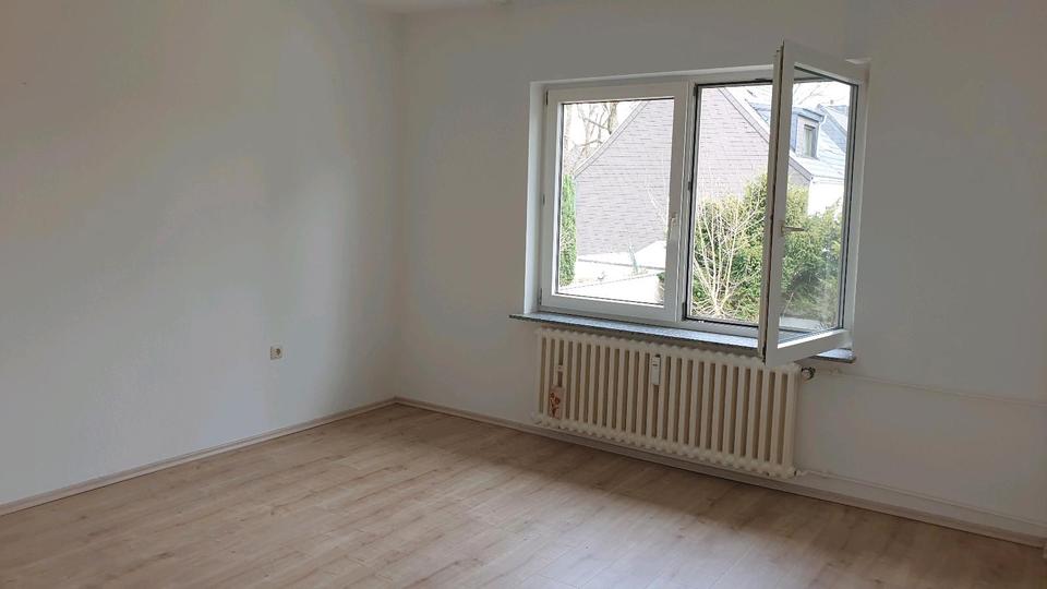 Etagenwohnung Frechen - 1 Zimmer, 71 m&sup2;, 1.000&euro; | Angebot:26613484