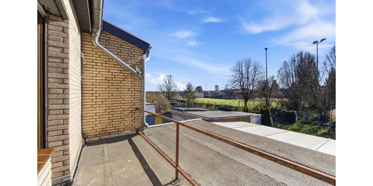 Doppelhaushälfte Baesweiler - 5 Zimmer, 130 m&sup2;, 399.000&euro; | Angebot:25406858