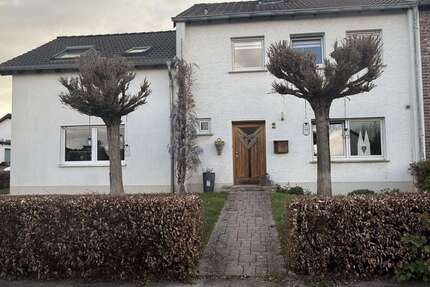 Haus Stolberg - 7 Zimmer, 155 m&sup2;, 495.000&euro; | Angebot:26692300