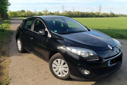 Renault Megane 177.000 km 3.700 &euro; Hürth 50354
