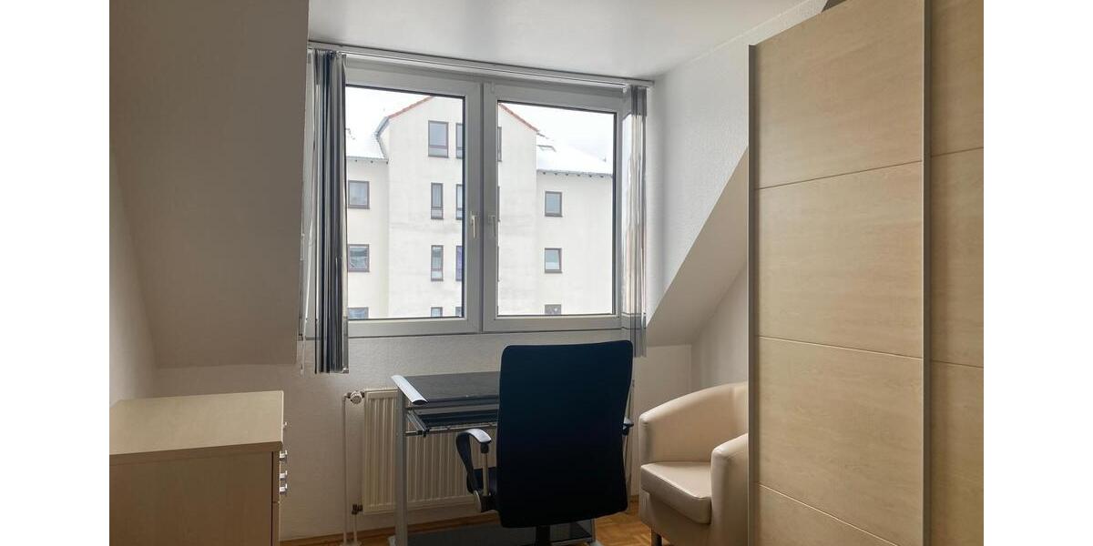 Dachgeschoßwohnung Aachen Aachen-Mitte - 2 Zimmer, 45 m&sup2;, 995&euro; | Angebot:26613501