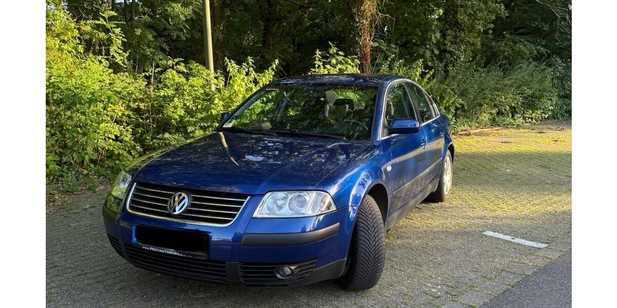 VW Passat 216.000 km 2.700 &euro; Herzogenrath 52135