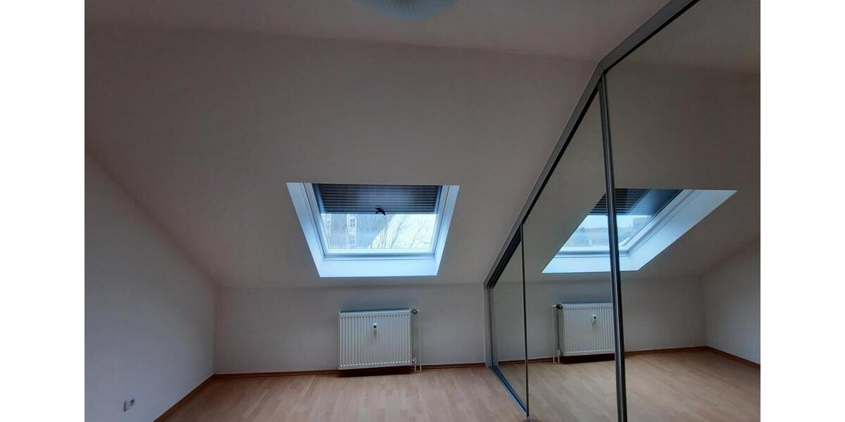 Dachgeschoßwohnung Düren - 2 Zimmer, 69 m&sup2;, 230.000&euro; | Angebot:26652466