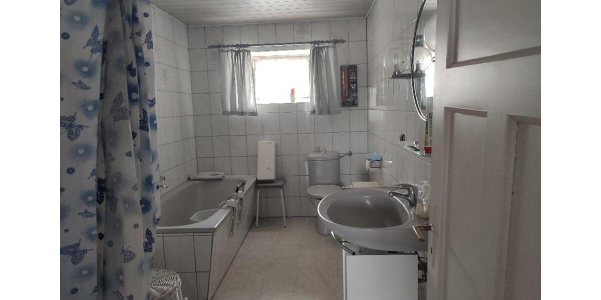 Einfamilienhaus Heimbach - 2 Zimmer, 134 m&sup2;, 145.000&euro; | Angebot:24674550