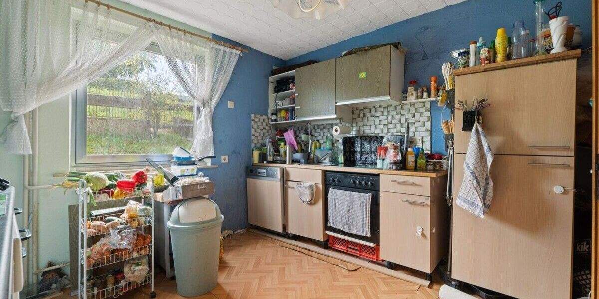 Einfamilienhaus Simmerath Dedenborn - 9 Zimmer, 209 m&sup2;, 229.000&euro; | Angebot:25729503