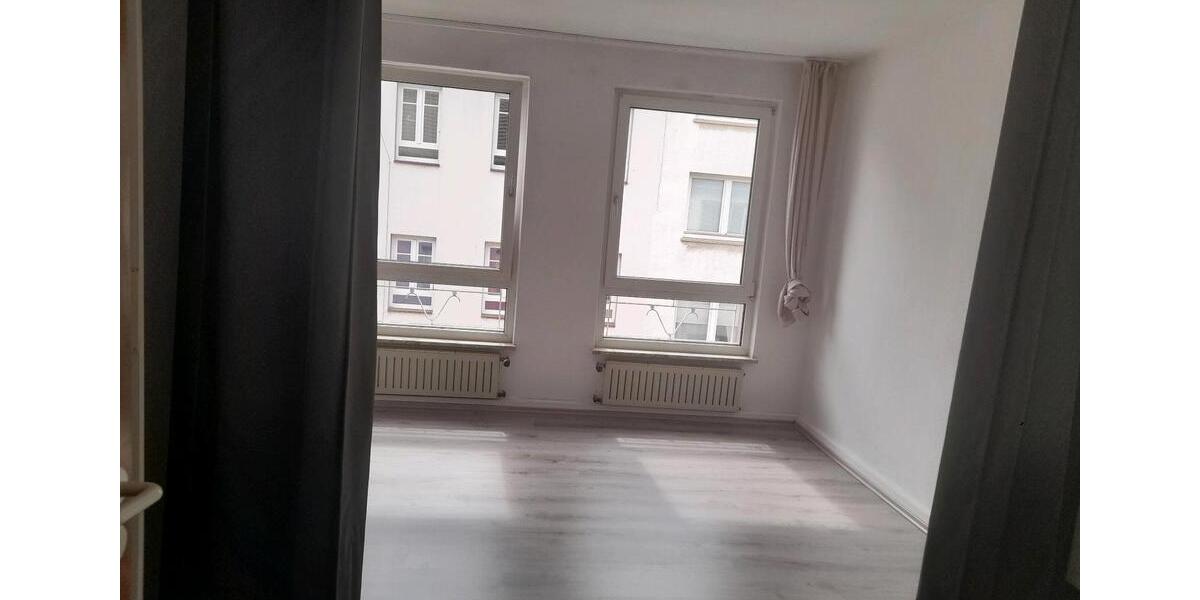 Etagenwohnung Aachen Aachen-Mitte - 2 Zimmer, 38 m&sup2;, 700&euro; | Angebot:26639563
