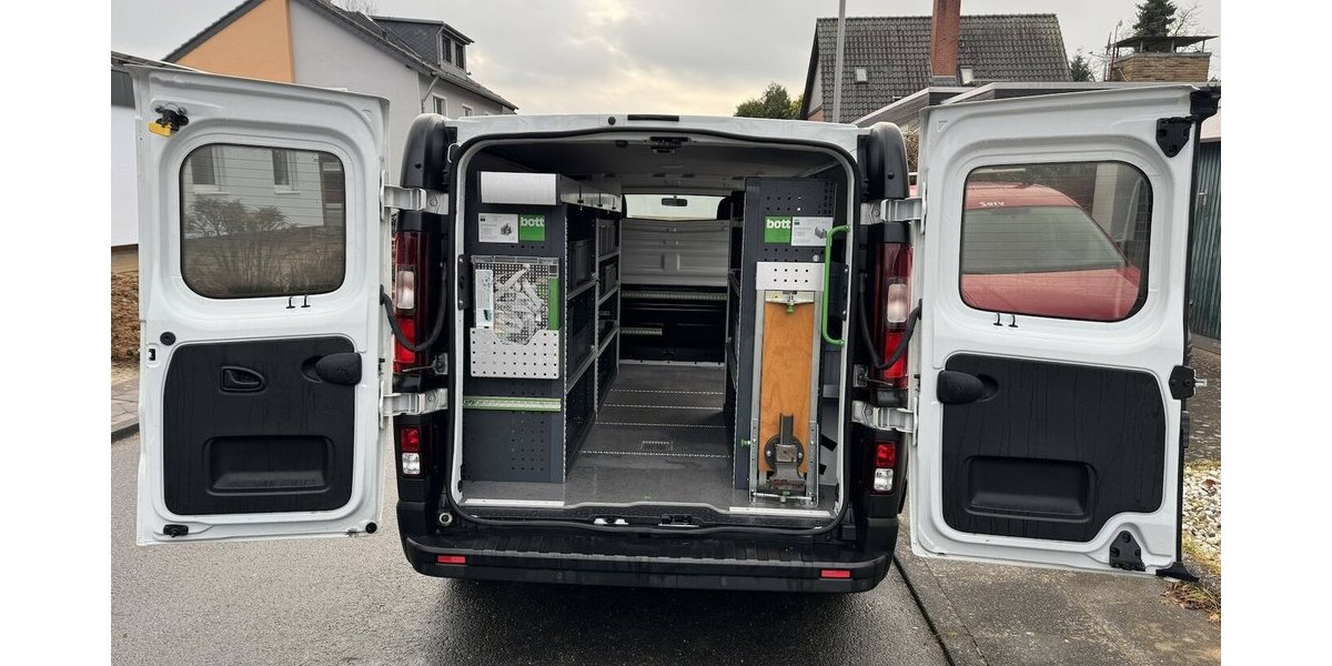 Renault Trafic L2H1 Klima Navi Sth. Regale/Schraubst E6 85.000 km 15.500 &euro; Erftstadt 50374