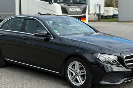 Mercedes-Benz E 200 99.851 km 23.500 &euro; Alsdorf 52477