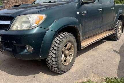 Toyota Hilux 197.000 km 8.499 &euro; Denrath 53894