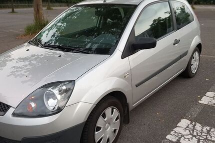 Ford Fiesta 58.000 km 1.800 &euro; Erftstadt 50374