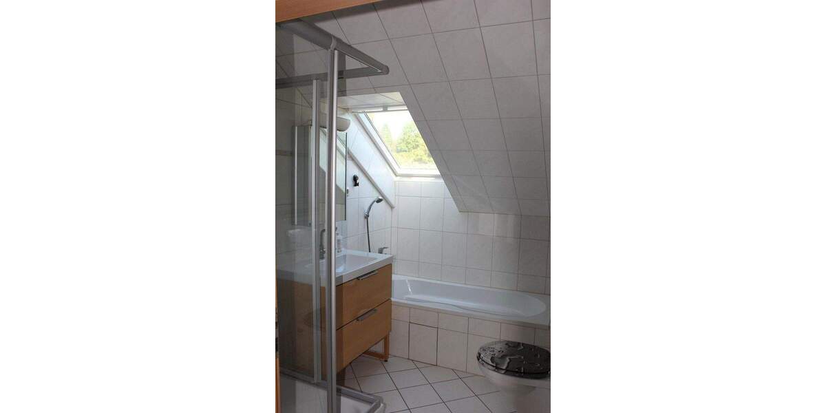 Reihenmittelhaus Eschweiler Röhe - 7 Zimmer, 178 m&sup2;, 338.000&euro; | Angebot:25782125