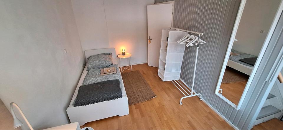 Reihenhaus Eschweiler - 2.5 Zimmer, 85 m&sup2;, 800&euro; | Angebot:26135317