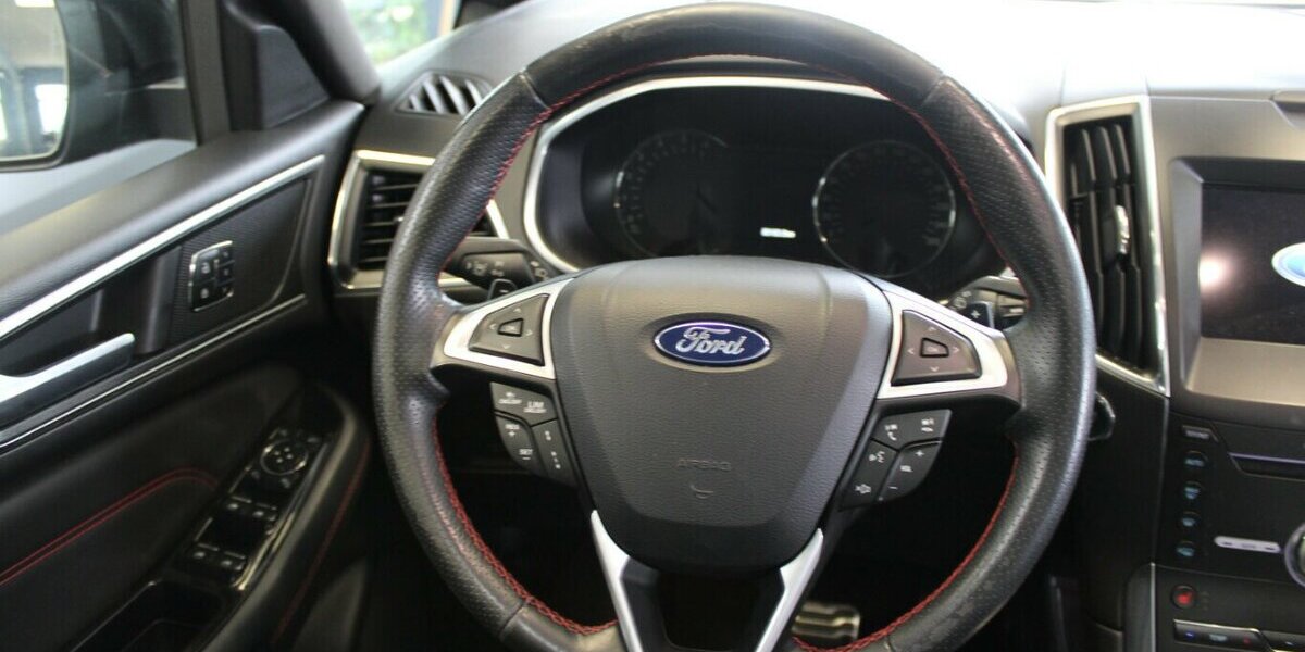 Ford S-Max 2.0 TDCI Aut. Allrad ST-Line 85.183 km 18.980 &euro; Euskirchen 53881