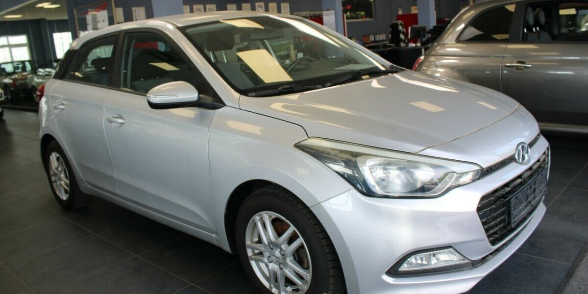 Hyundai i20 1.0 - Klima - 111.957 km 8.980 &euro; Euskirchen 53881