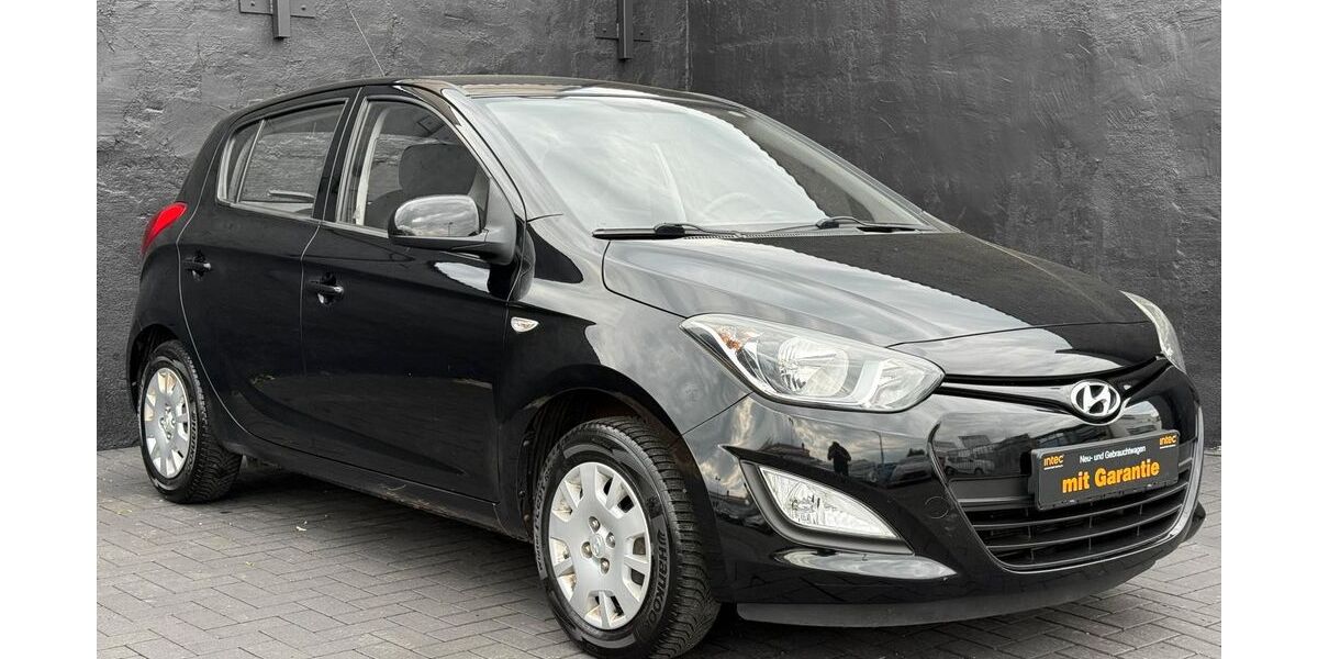 Hyundai i20 185.000 km 3.499 &euro; Euskirchen 53879