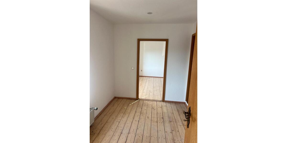 Reihenhaus Herzogenrath - 5 Zimmer, 126 m&sup2;, 1.000&euro; | Angebot:26520995
