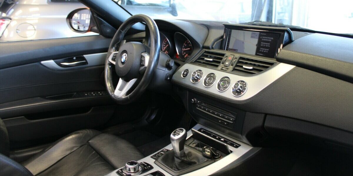 BMW Z4 sDrive28i Cabrio 168.546 km 15.980 &euro; Euskirchen 53881