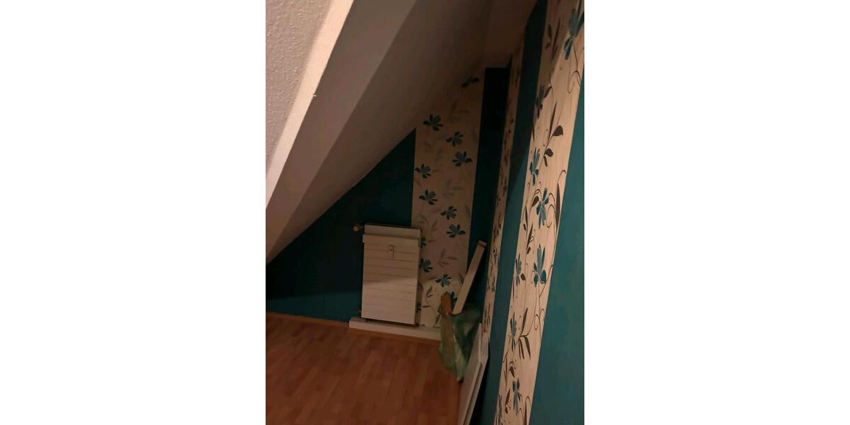 Dachgeschoßwohnung Herzogenrath - 2 Zimmer, 63 m&sup2;, 850&euro; | Angebot:25406244