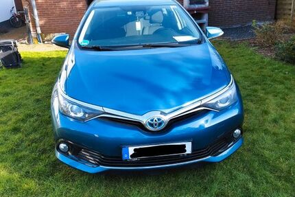 Toyota Auris 162.000 km 12.900 &euro; Alsdorf 52477