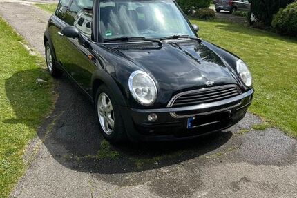 Mini ONE 126.431 km 3.300 &euro; Würselen 52146