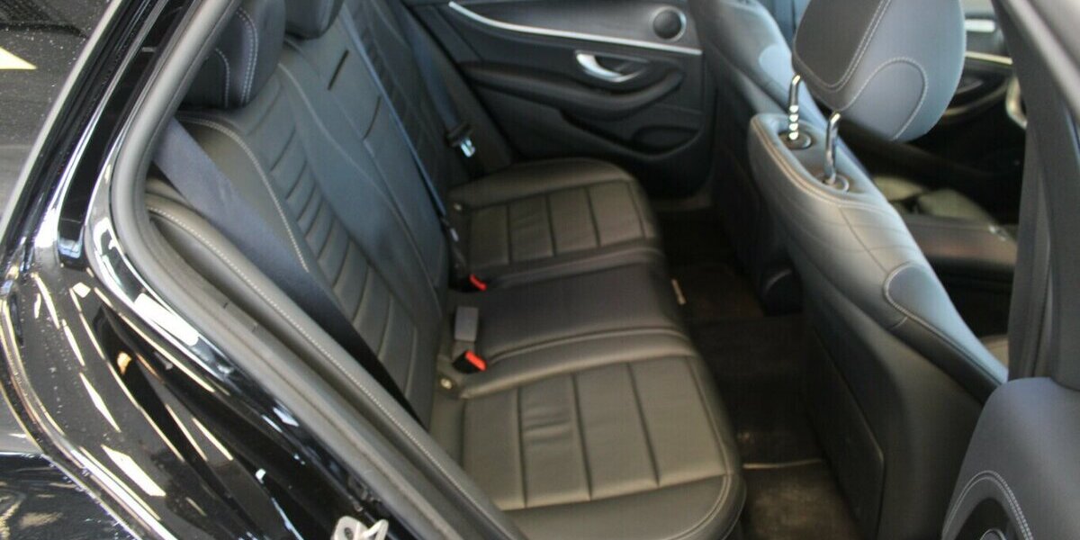 Mercedes-Benz E 300 d 4Matic T 9G-TRONIC AMG Line 78.920 km 39.980 &euro; Euskirchen 53881