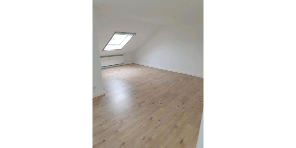 Dachgeschoßwohnung Nörvenich - 3 Zimmer, 68 m&sup2;, 880&euro; | Angebot:26226700
