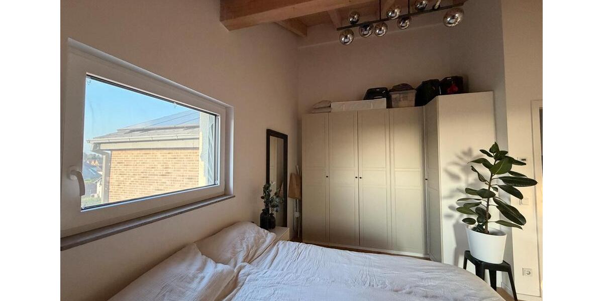 Dachgeschoßwohnung Bedburg - 5 Zimmer, 125 m&sup2;, 2.000&euro; | Angebot:26506474
