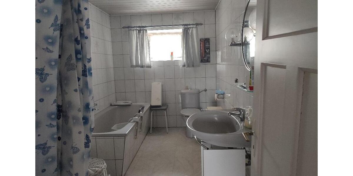 Einfamilienhaus Heimbach - 2 Zimmer, 134 m&sup2;, 145.000&euro; | Angebot:27083365