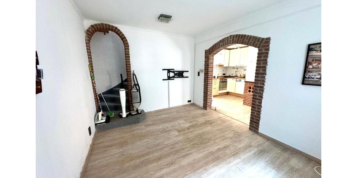 Reihenhaus Aachen Aachen-Mitte - 3 Zimmer, 75 m&sup2;, 195.000&euro; | Angebot:26022336