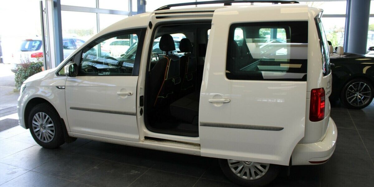 VW Caddy 1.2 TSI - 5-Sitzer - Klima - BT - 92.745 km 13.980 &euro; Euskirchen 53881