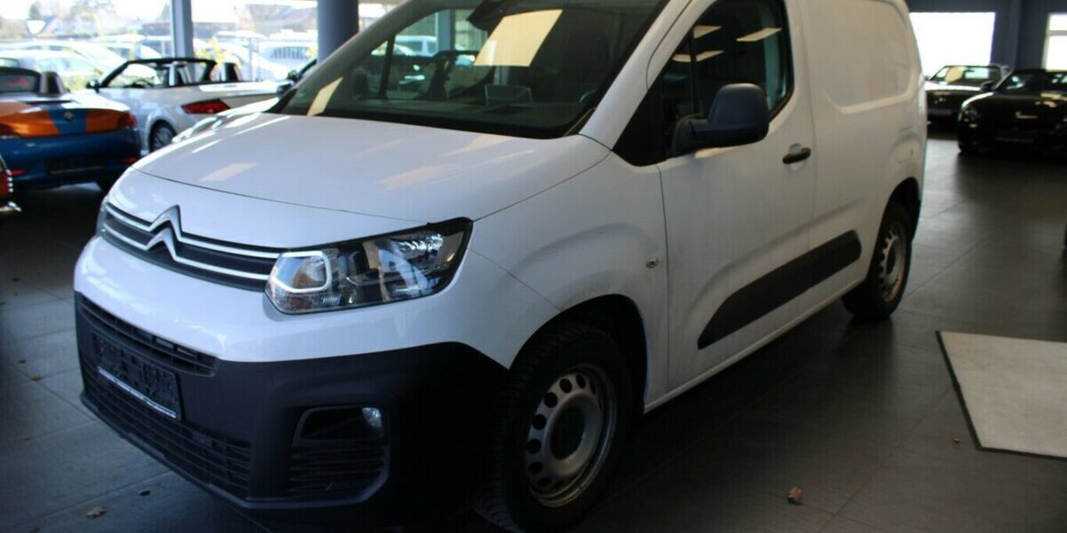 Citroen Berlingo 1.5 BlueHDI 130M - AHK - Head-Up - 132.598 km 10.980 &euro; Euskirchen 53881
