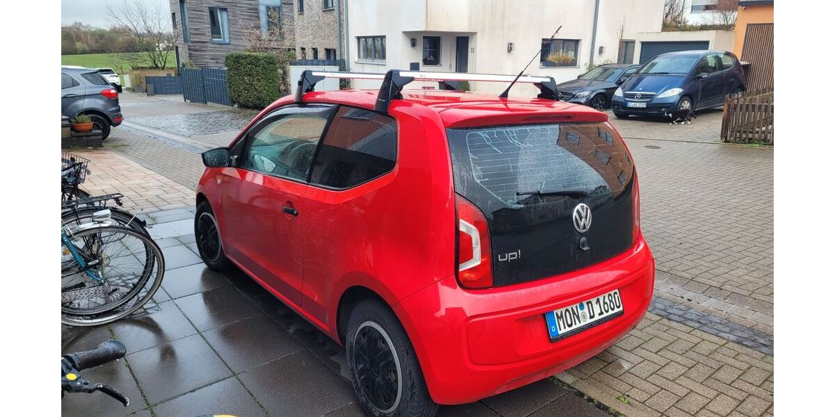 VW up! 99.800 km 5.000 &euro; Aachen 52078