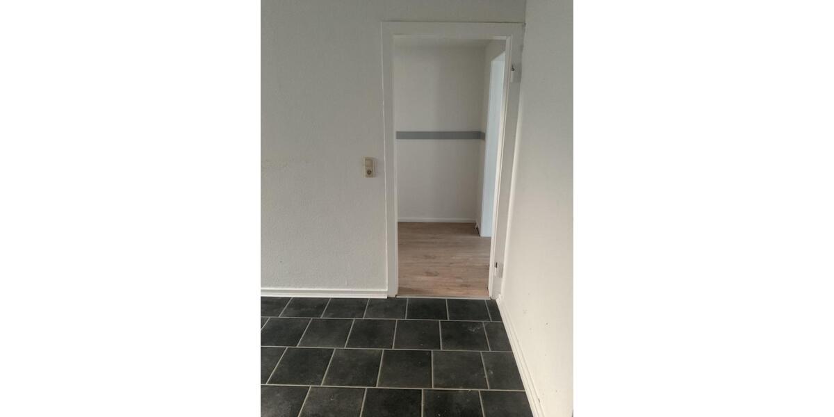 Dachgeschoßwohnung Eschweiler - 3 Zimmer, 80 m&sup2;, 760&euro; | Angebot:24865330