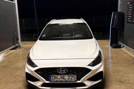 Hyundai i30 23.000 km 24.100 &euro; Niederzier 52382