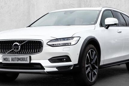 Volvo V90 Cross Country 36.120 km 48.480 &euro; Aachen 52078