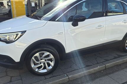 Opel Crossland (X) 46.412 km 12.950 &euro; Brühl 50321