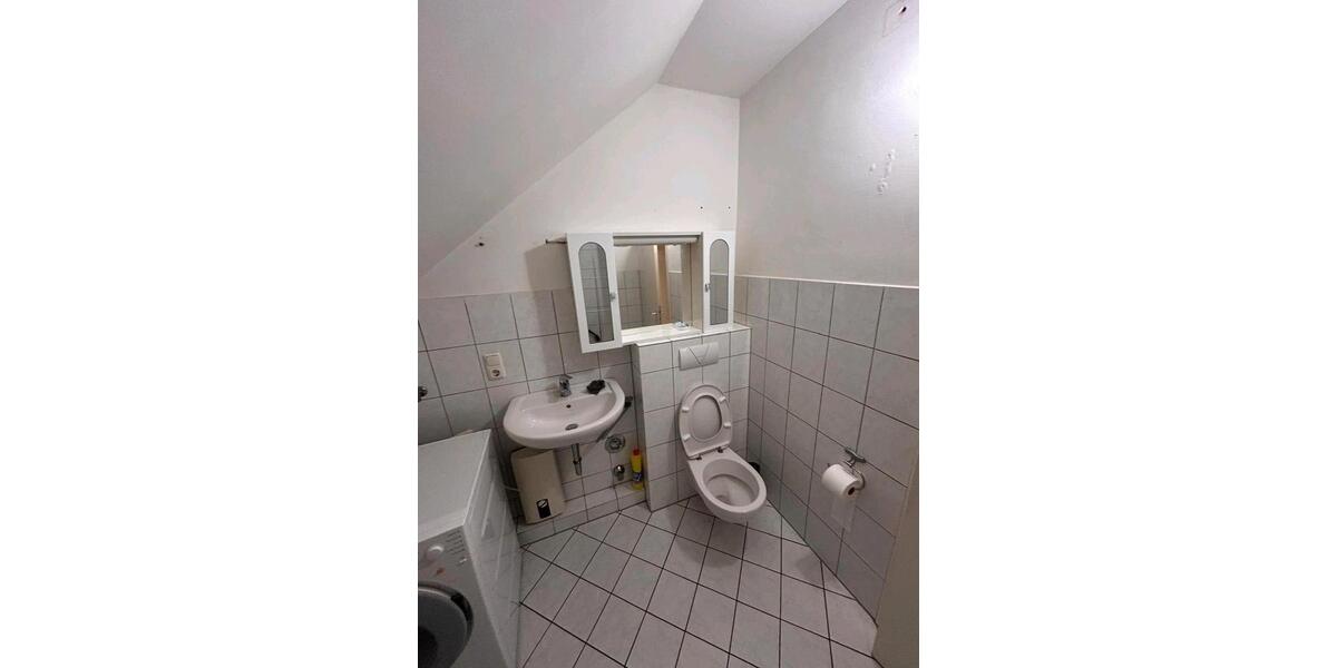 Dachgeschoßwohnung Herzogenrath - 2 Zimmer, 63 m&sup2;, 850&euro; | Angebot:25406244