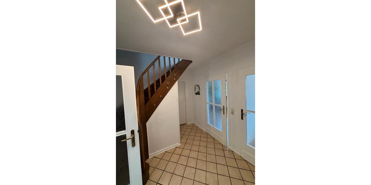 Einfamilienhaus Kall - 4 Zimmer, 135 m&sup2;, 1.000&euro; | Angebot:25993240